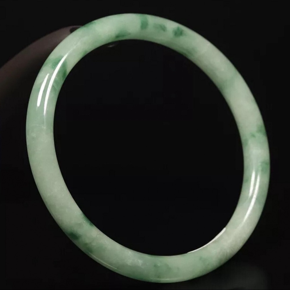 VINTAGE Medium jadeite Green:White Jade Bangle Size 59mm Round Princess Cut G123